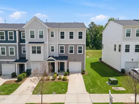 4948 Southern Magnolia Dr, Raleigh, NC 27604