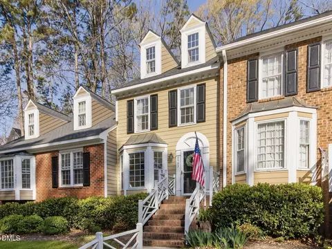 6703 Queen Annes Dr, Raleigh, NC 27613