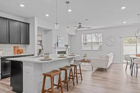 115 Hunston Dr, Holly Springs, NC 27540