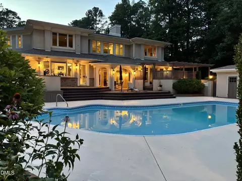 801 Oxbow Crossing Rd, Chapel Hill, NC 27516
