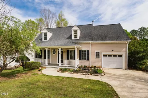2002 Kelly Glen Dr, Apex, NC 27502
