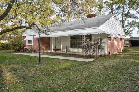 5333 Weaver Rd, Elm City, NC 27822