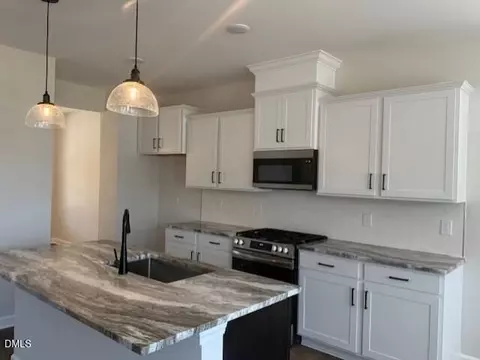 508 Crescent Wood Trl, Zebulon, NC 27597
