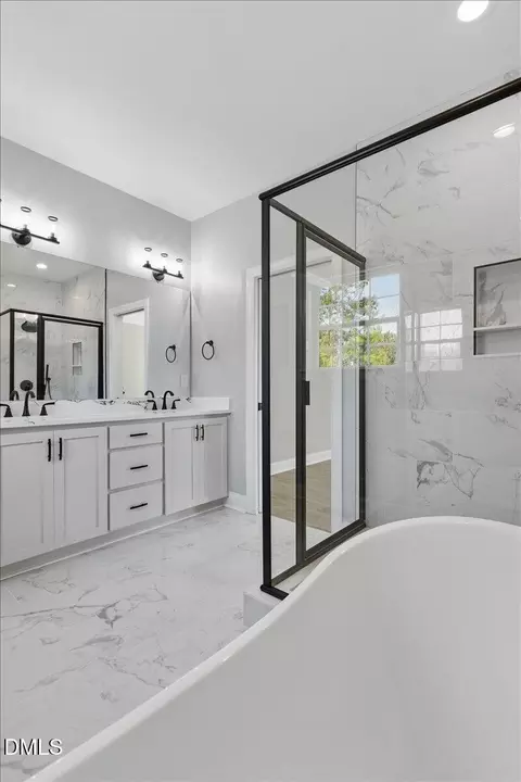 Bath - 938 Mclamb Dr, Durham, NC 27703 photo 6 of 13