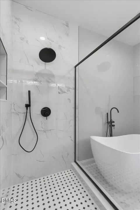 Bath - 938 Mclamb Dr, Durham, NC 27703 photo 8 of 13