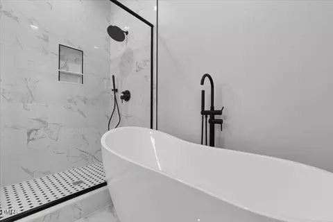Bath - 938 Mclamb Dr, Durham, NC 27703 photo 9 of 13
