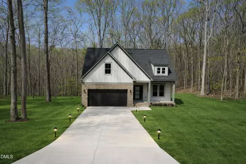 35 Eagle Dr, Durham, NC 27712