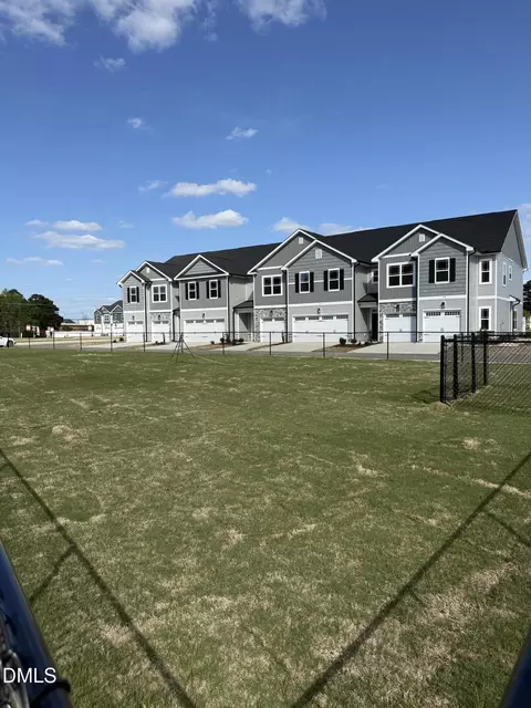 34 Joyner Park Dr, Rocky Mount, NC 27803