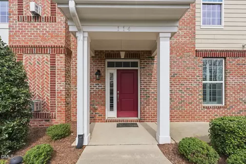10210 Sablewood Dr #114, Raleigh, NC 27617