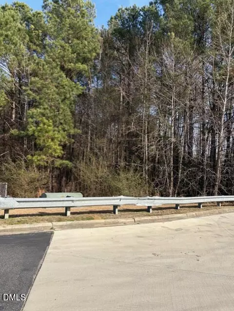660 E Jackson Blvd, Erwin, NC 28339 photo 7