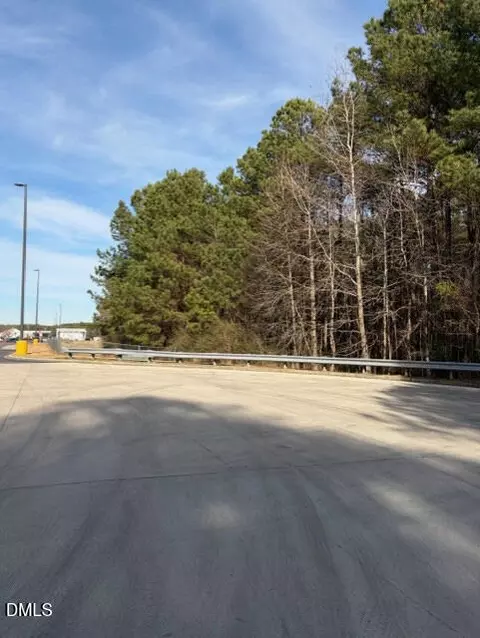 660 E Jackson Blvd, Erwin, NC 28339 photo 9