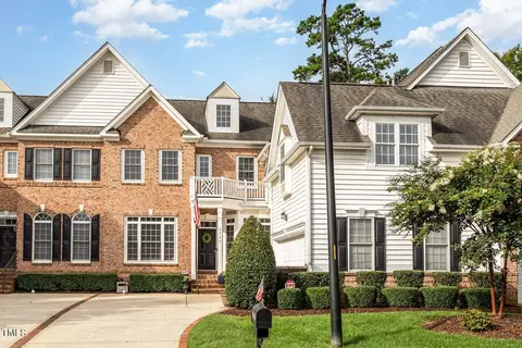 2306 Carriage Oaks Dr, Raleigh, NC 27614