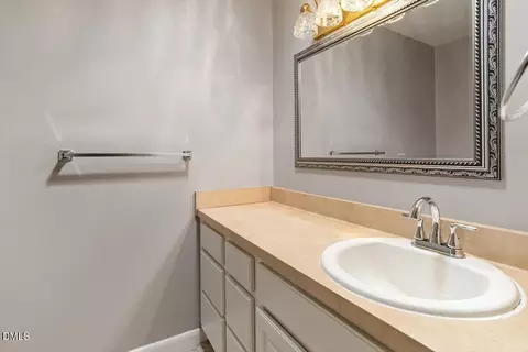 2012 Nancy Ann Dr, Raleigh, NC 27607 photo 25