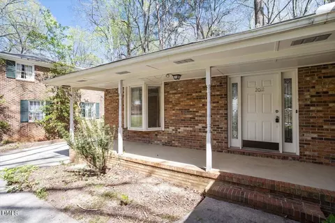2012 Nancy Ann Dr, Raleigh, NC 27607 photo 4