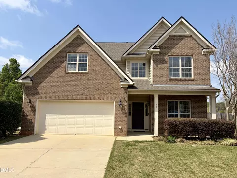 33 W Smoketree Ct, Clayton, NC 27527