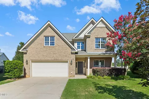 33 W Smoketree Ct, Clayton, NC 27527
