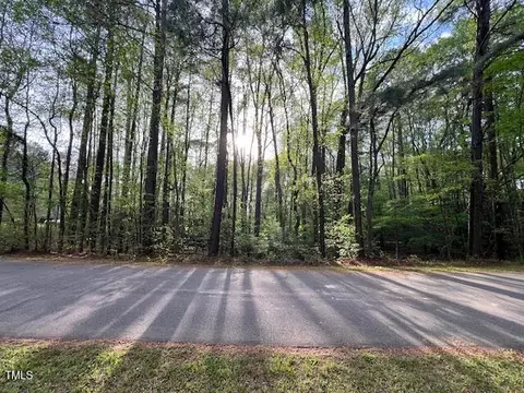 112 Buffalo Dr, Louisburg, NC 27549