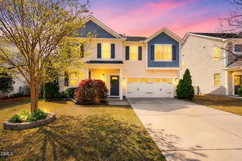 745 Lake Artesia Ln, Fuquay Varina, NC 27526