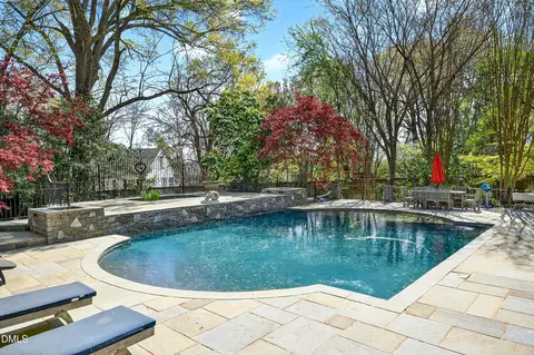 521 S Main St, Wake Forest, NC 27587