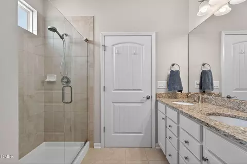 Bath - 514 Turnstone Dr, Durham, NC 27703 photo 1 of 3