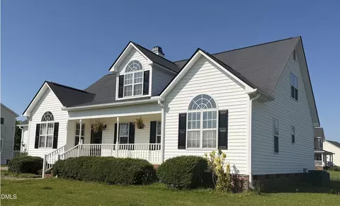 5600 Cardinal Landing Dr, Raleigh, NC 27603
