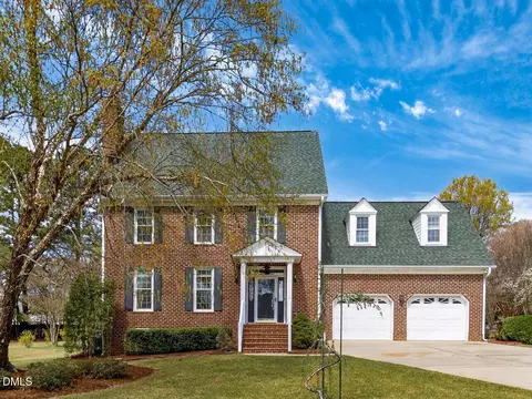 6104 Wolverhampton Dr, Raleigh, NC 27603