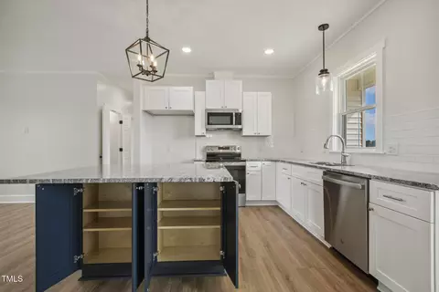 239 Surles Rd, Benson, NC 27504 photo 14