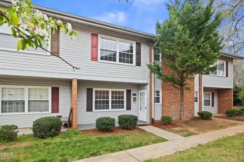 4735 Champion Ct, Greensboro, NC 27410