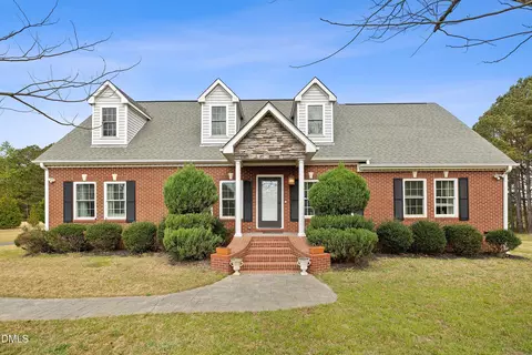2265 Bud Lipscomb Rd, Willow Spring, NC 27592