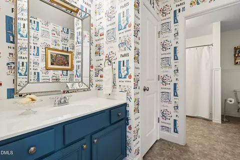 Bath - 598 Canvas Dr, Wake Forest, NC 27587 photo 4 of 4