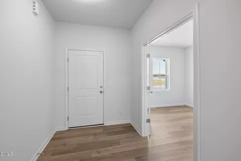 Entry Way - 204 Armorial Ct, Willow Spring, NC 27592 photo 4 of 7