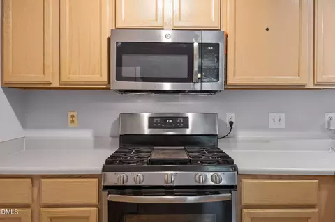 Kitchen - 2 Red Bluff Ct, Durham, NC 27713 photo 5 of 6