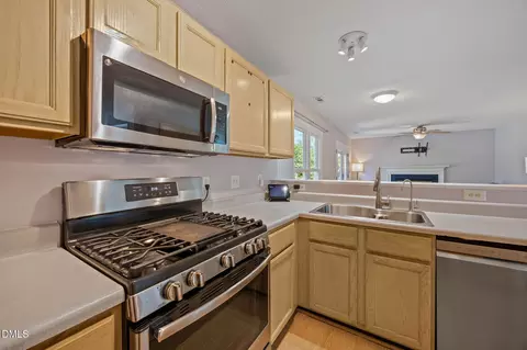 Kitchen - 2 Red Bluff Ct, Durham, NC 27713 photo 6 of 6