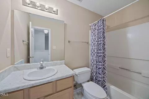 Bath - 2 Red Bluff Ct, Durham, NC 27713 photo 7 of 7
