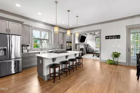 807 Glascock St, Raleigh, NC 27604