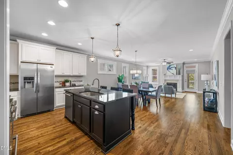 1724 Drift Falls Ln, Wendell, NC 27591