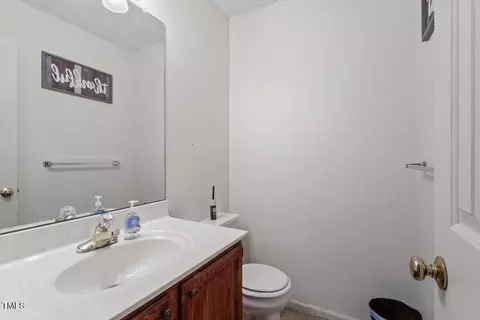 Bath - 4108 Lazyriver Ln, Durham, NC 27712 photo 1 of 2