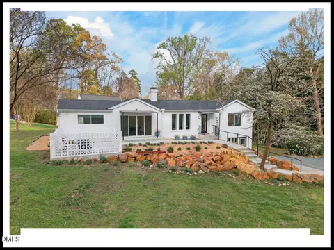 100 Eastwood Lake Rd, Chapel Hill, NC 27514