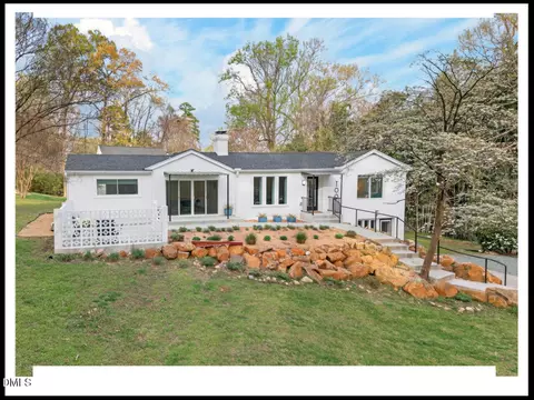 100 Eastwood Lake Rd, Chapel Hill, NC 27514