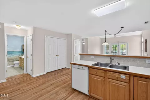 Kitchen - 334 Springfork Dr, Cary, NC 27513 photo 4 of 4