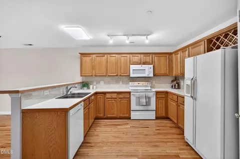 Kitchen - 334 Springfork Dr, Cary, NC 27513 photo 2 of 4