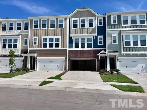 1013 Commack Dr, Durham, NC 27703