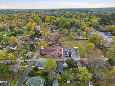 View/Area - 129 E Chestnut Ave, Wake Forest, NC 27587 photo 4 of 4
