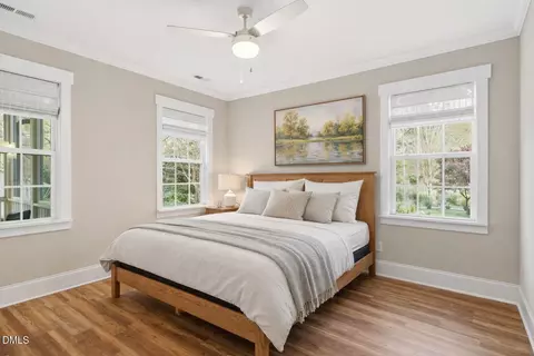 Bedroom - 129 E Chestnut Ave, Wake Forest, NC 27587 photo 1 of 3