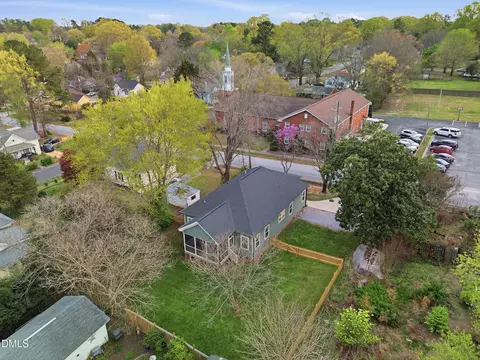 View/Area - 129 E Chestnut Ave, Wake Forest, NC 27587 photo 3 of 4