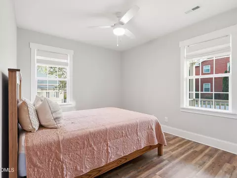 Bedroom - 129 E Chestnut Ave, Wake Forest, NC 27587 photo 3 of 3