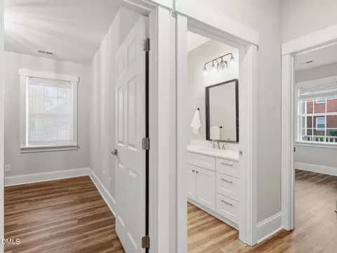 Entry Way - 129 E Chestnut Ave, Wake Forest, NC 27587 photo 2 of 2