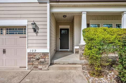 Exterior - 109 Dandy Flush Ct, Garner, NC 27529 photo 5 of 10
