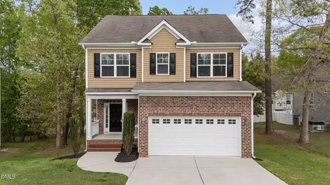 219 Millwood Dr, Clayton, NC 27527