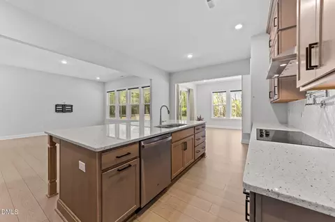 Kitchen - 188 Flight Pattern Way, Garner, NC 27529 photo 4 of 4